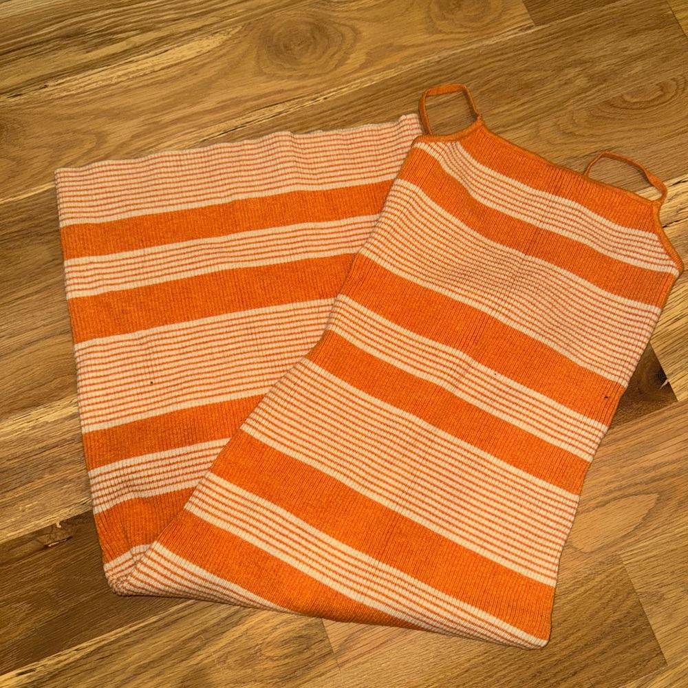 Lush Orange Midi Pencil Skirt for Casual Resort Wear
